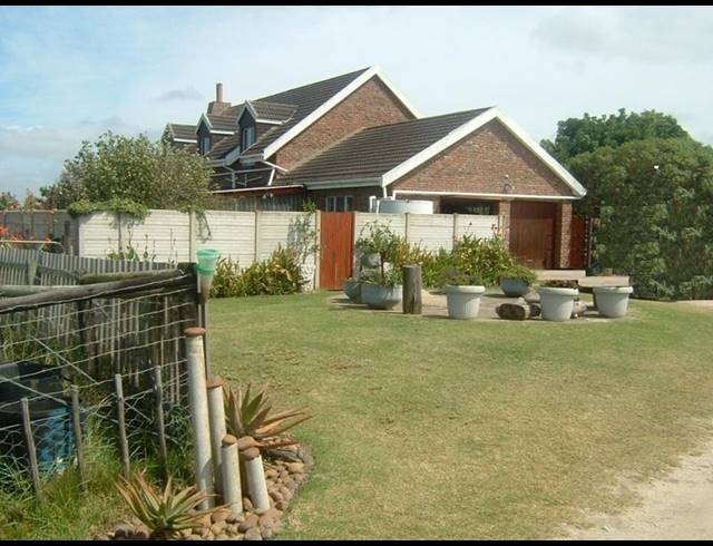 FARM FOR SALE IN GROOT BRAKRIVIER RURAL